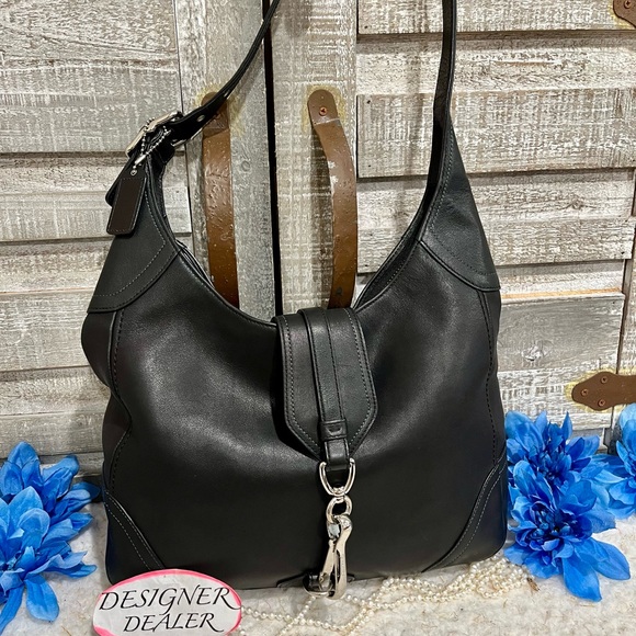 Coach Handbags - Authentic COACH Vintage Hampton Hobo Buckle Flap 8A67 VGC! Black